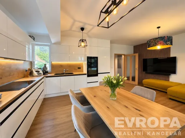 Prodej bytu 3+kk, Plzeň - Východní Předměstí, U Ježíška, 91 m2