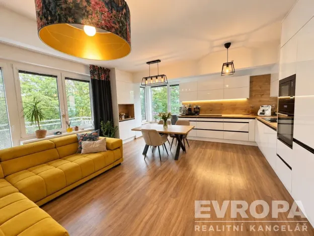 Prodej bytu 3+kk, Plzeň - Východní Předměstí, U Ježíška, 91 m2