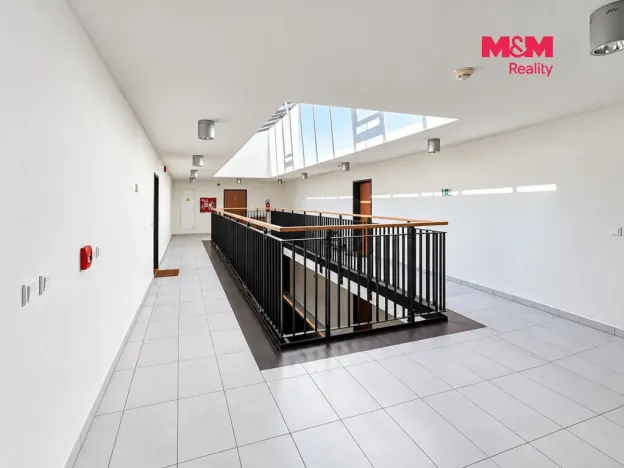 Pronájem bytu 2+kk, Praha, Jeremiášova, 46 m2
