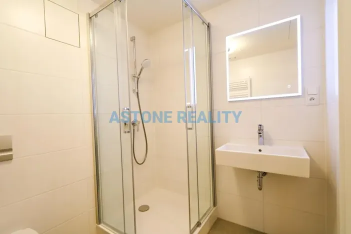 Pronájem bytu 1+kk, Praha - Modřany, Kolmanova, 37 m2