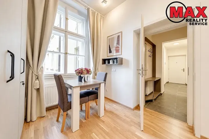 Prodej bytu 1+1, Praha - Nové Město, Tyršova, 32 m2