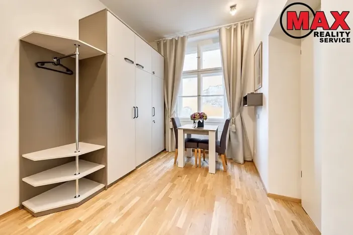 Prodej bytu 1+1, Praha - Nové Město, Tyršova, 32 m2