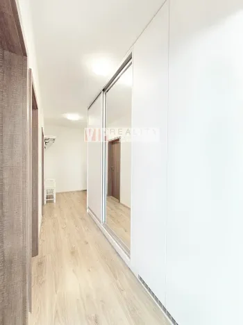 Prodej bytu 2+kk, Rosice, Slunečná, 66 m2