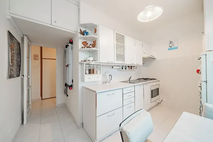 Prodej bytu 2+1, Praha - Břevnov, Plojharova, 56 m2