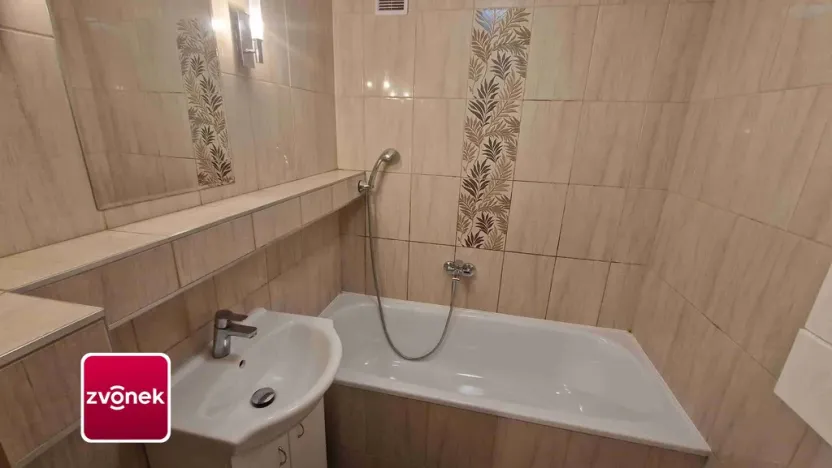 Pronájem bytu 2+1, Napajedla, Nábřeží, 61 m2