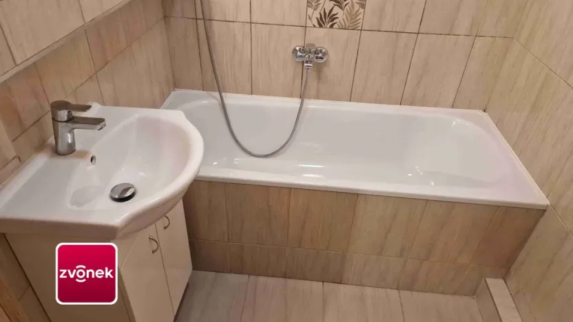 Pronájem bytu 2+1, Napajedla, Nábřeží, 61 m2