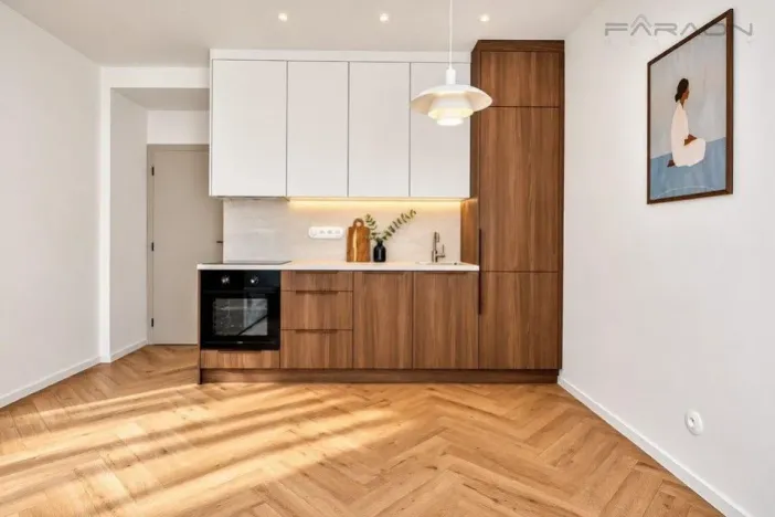 Prodej bytu 1+kk, Praha - Hloubětín, Kolbenova, 29 m2