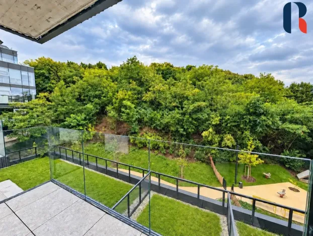 Pronájem bytu 1+kk, Praha - Modřany, Československého exilu, 37 m2