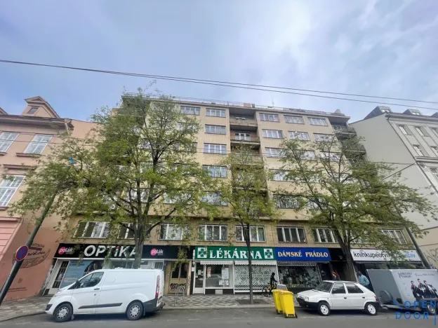 Pronájem bytu 2+1, Praha - Karlín, Sokolovská, 84 m2