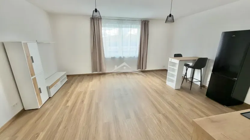 Pronájem bytu 1+kk, Havlíčkův Brod, U Cihláře, 35 m2