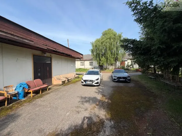 Prodej obchodního prostoru, Libčeves, U Okálů, 2560 m2