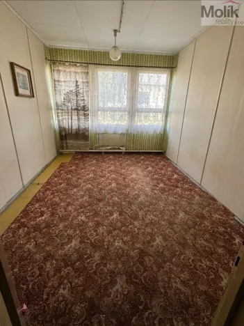 Prodej obchodního prostoru, Libčeves, Sídliště, 2560 m2