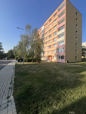 Prodej bytu 2+1, Louny, Čs. armády, 62 m2