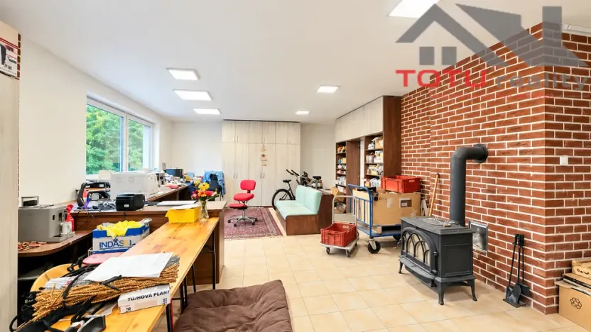 Prodej obchodního prostoru, Kostelec nad Orlicí, Mánesova, 1058 m2