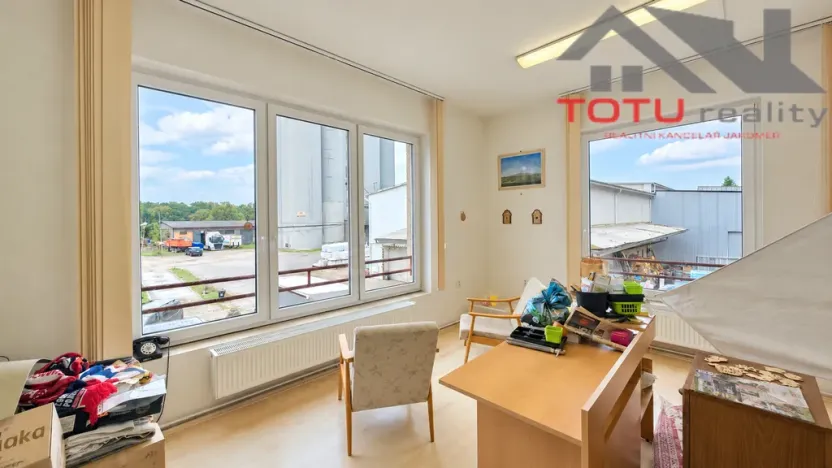 Prodej obchodního prostoru, Kostelec nad Orlicí, Mánesova, 1058 m2
