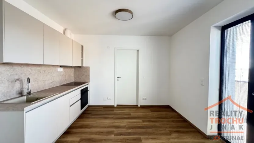 Pronájem bytu 2+kk, Hradec Králové, Pod Zámečkem, 44 m2
