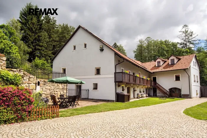 Prodej ubytování, Strmilov, Samota, 550 m2