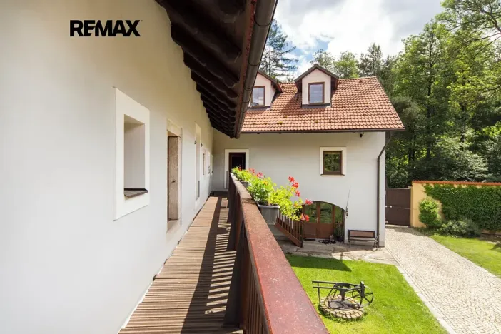 Prodej ubytování, Strmilov, Samota, 550 m2