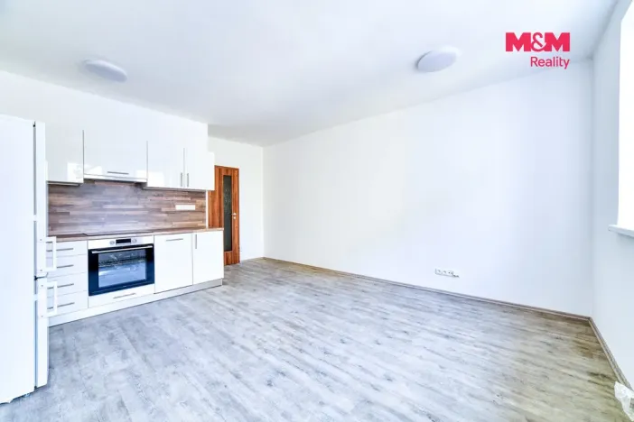 Pronájem bytu 1+kk, Františkovy Lázně, Národní, 30 m2