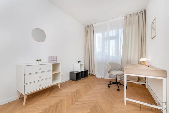Prodej bytu 3+kk, Praha - Holešovice, Komunardů, 90 m2