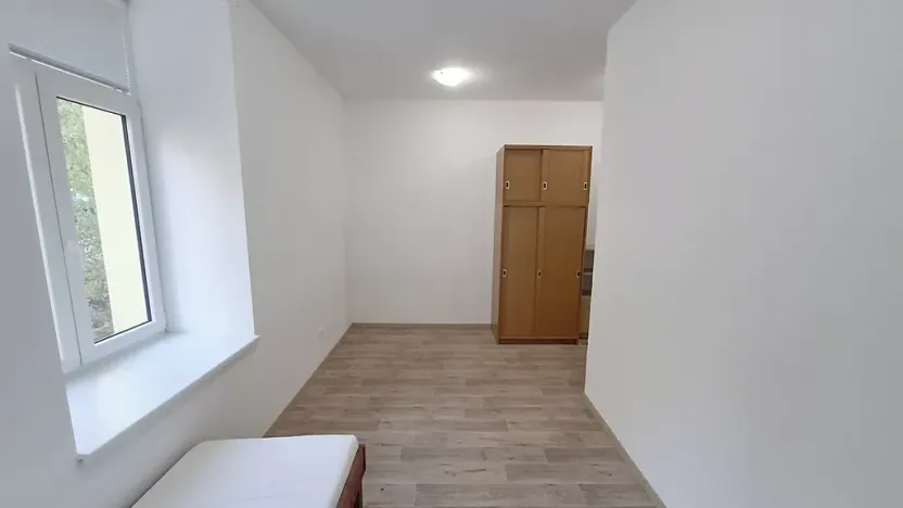 Pronájem bytu 2+kk, Jihlava, Hálkova, 46 m2