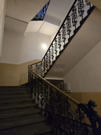 Pronájem bytu 1+kk, Praha, Spálená, 30 m2
