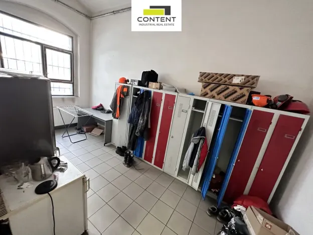 Prodej skladu, Králův Dvůr, Tovární, 1088 m2