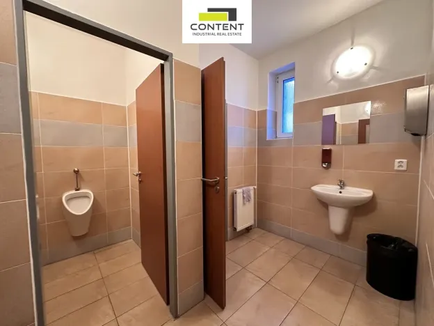Prodej skladu, Králův Dvůr, Tovární, 1088 m2