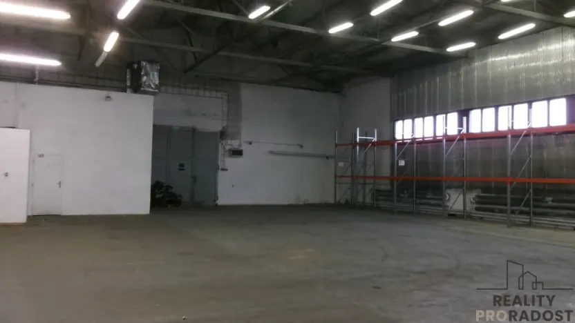 Pronájem skladu, Brno - Horní Heršpice, 900 m2