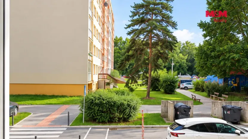 Pronájem bytu 1+kk, Praha - Modřany, Pertoldova, 31 m2