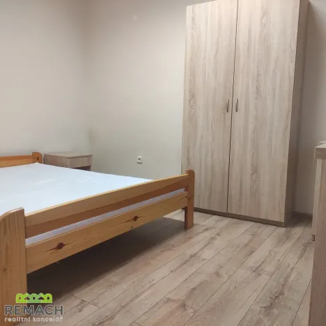 Pronájem bytu 1+1, Staré Město, Velehradská, 35 m2