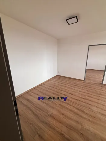 Pronájem bytu 1+1, Žatec, Dukelská, 44 m2