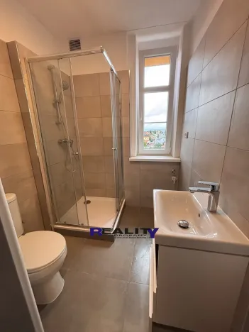 Pronájem bytu 1+1, Žatec, Dukelská, 44 m2