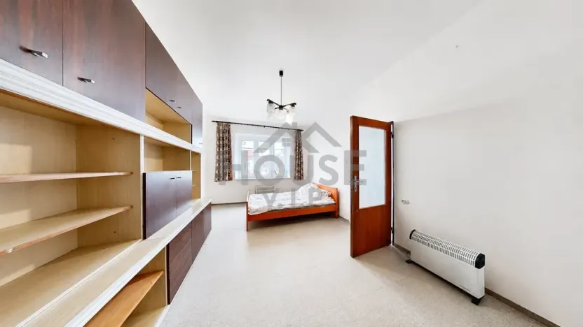 Prodej bytu 2+kk, Praha - Břevnov, Za Strahovem, 51 m2