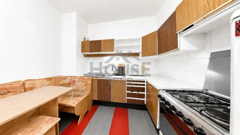 Prodej bytu 2+kk, Praha - Břevnov, Za Strahovem, 51 m2