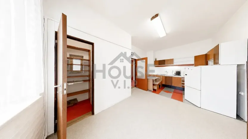 Prodej bytu 2+kk, Praha - Břevnov, Za Strahovem, 51 m2