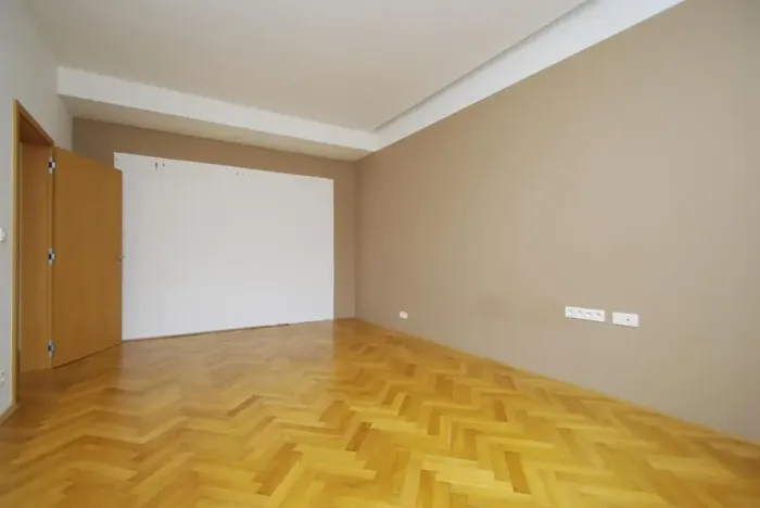 Pronájem bytu 3+1, Praha - Bubeneč, dr. Zikmunda Wintra, 119 m2