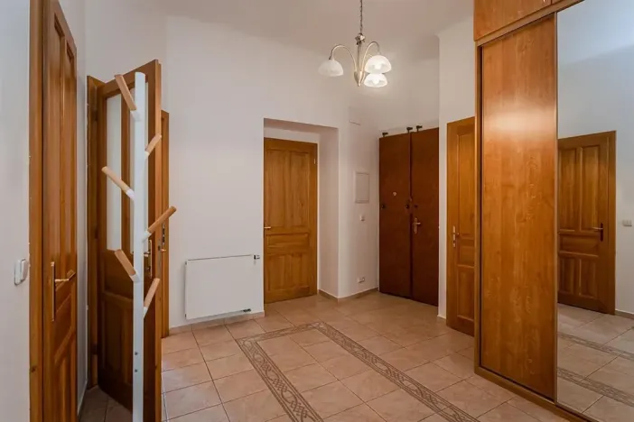 Pronájem bytu 3+1, Praha - Staré Město, Bílkova, 94 m2