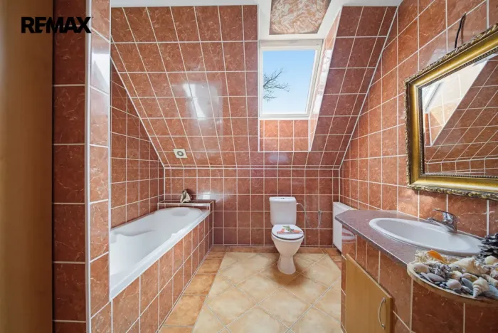 Prodej rodinného domu, Odrava - Dobroše, 410 m2