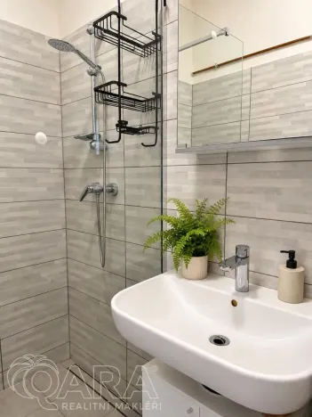 Prodej bytu 2+kk, Praha - Nusle, Lounských, 40 m2