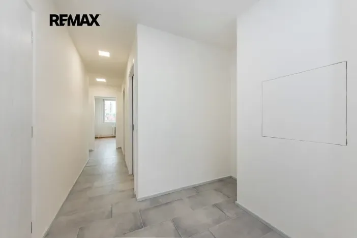 Prodej bytu 3+kk, Praha - Žižkov, Květinková, 70 m2