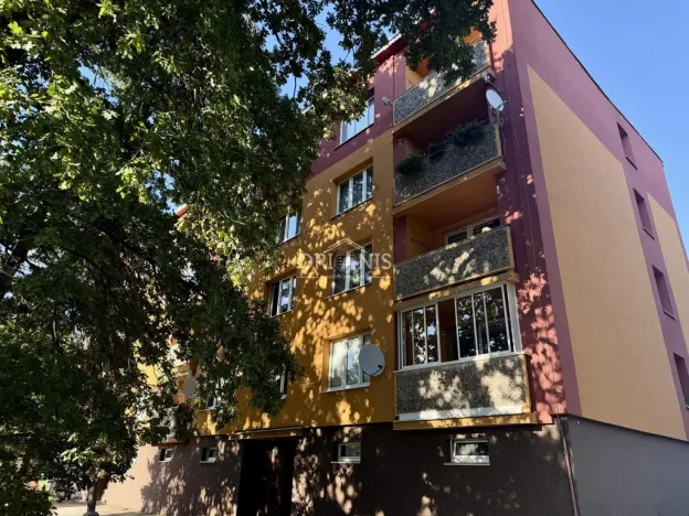 Prodej bytu 3+1, Chomutov, Čelakovského, 72 m2