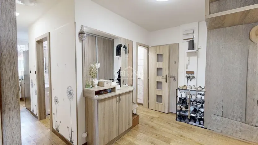 Prodej bytu 3+1, Chomutov, Čelakovského, 72 m2