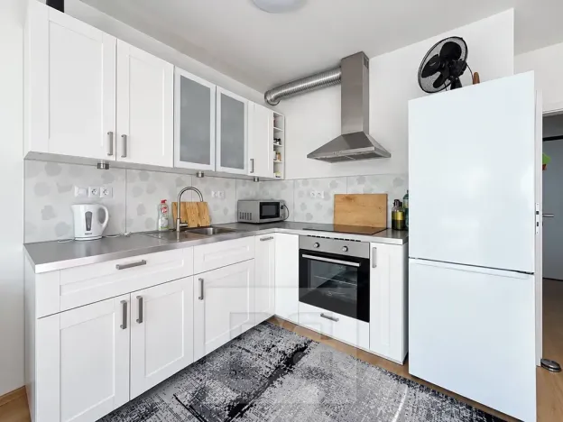 Pronájem bytu 1+kk, Praha - Hostivař, Rižská, 35 m2