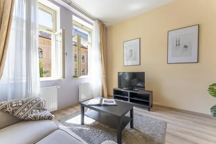Pronájem bytu 1+1, Praha - Vinohrady, Máchova, 40 m2