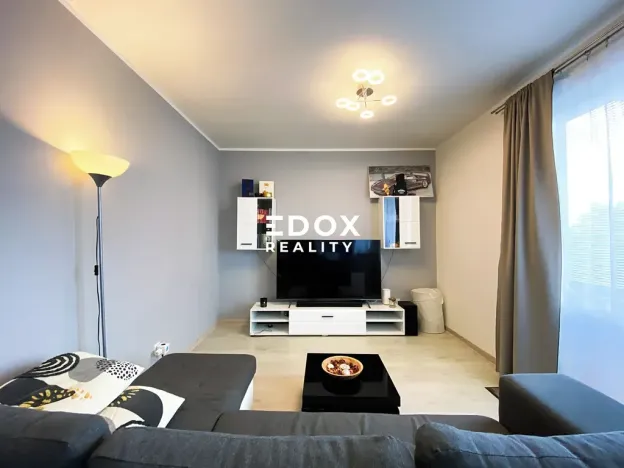 Prodej bytu 2+kk, Chýně, Ecksteinova, 56 m2