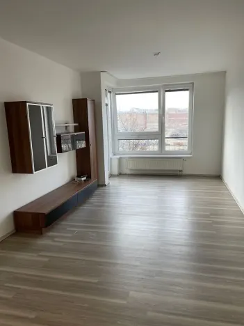 Pronájem bytu 2+kk, Praha - Vysočany, Kabešova, 56 m2