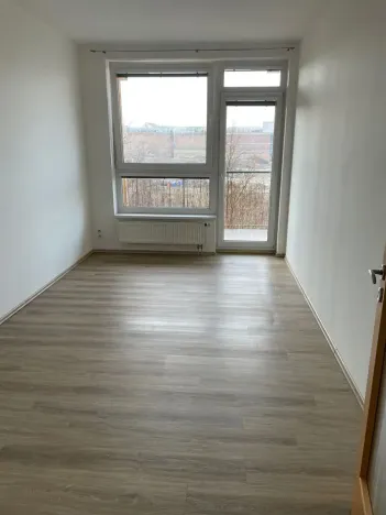 Pronájem bytu 2+kk, Praha - Vysočany, Kabešova, 56 m2