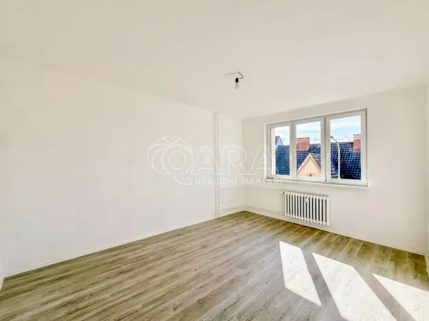 Prodej bytu 1+kk, Tábor, Smolínova, 28 m2