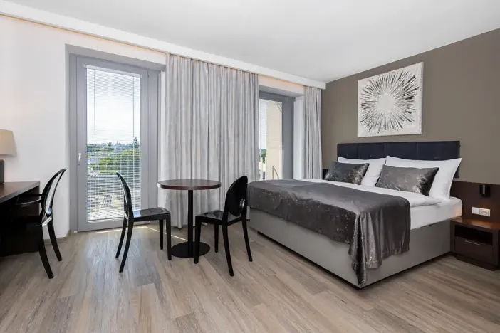 Pronájem bytu 1+kk, Hradec Králové, Na Brně, 35 m2